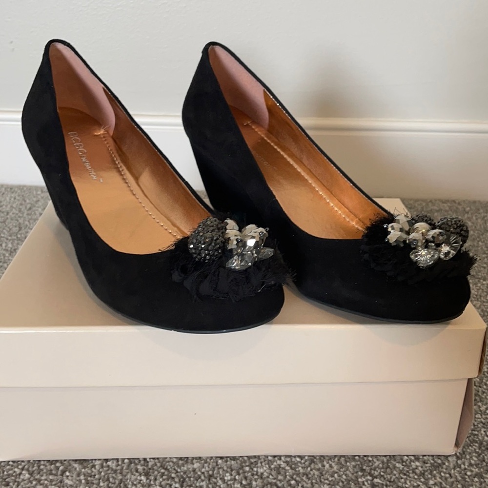 BCBG GENERATION BG- TELLY WEDGE